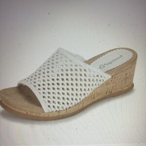 NWOT Baretraps FLOSSEY Women's Wedge Sandals  Sz:  8.5